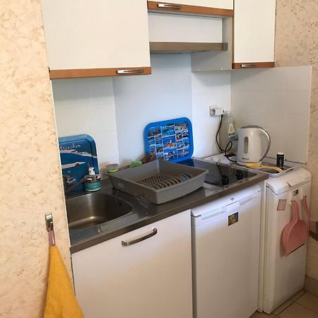 Appartement Port Frejus Avec Loggia Et Acces Plages A Pieds エクステリア 写真