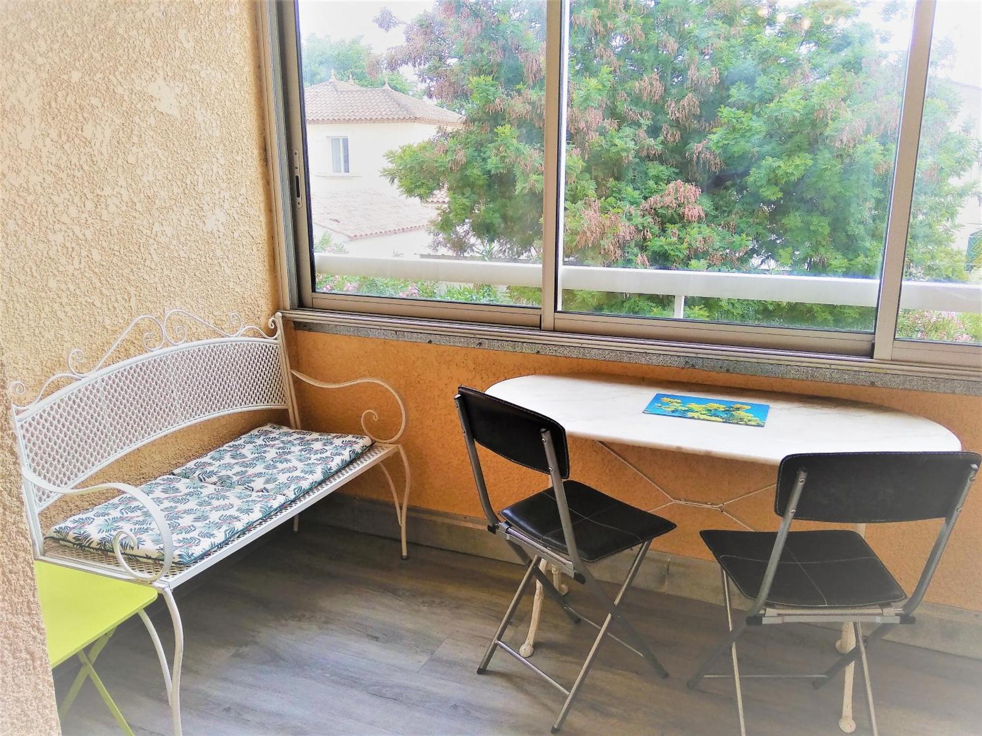 Appartement Port Frejus Avec Loggia Et Acces Plages A Pieds エクステリア 写真